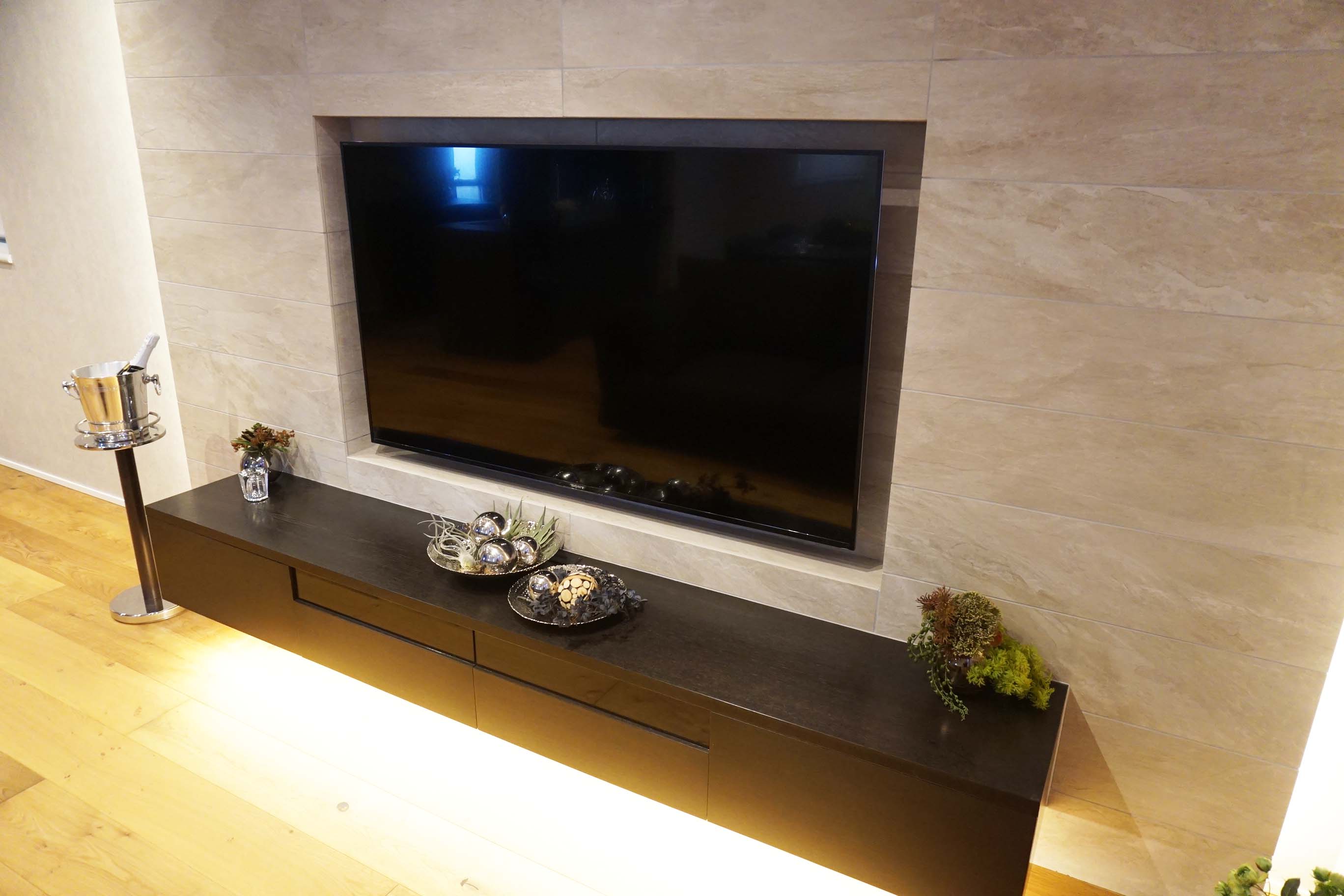 新築の家を建てる時にテレビの壁掛けを始めてみませんか？ ソニーのテレビをオススメする理由！